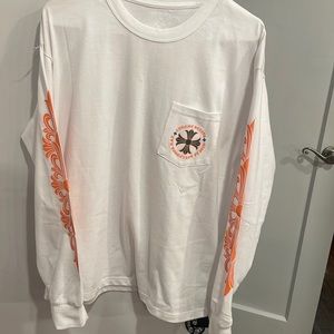 White Orange And Green Chrome Heart t-Shirt
